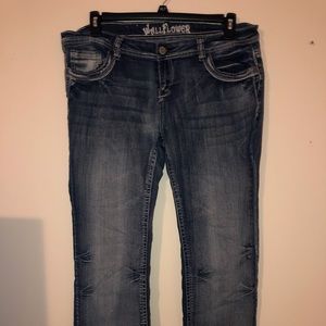 Wallflower bootcut jeans